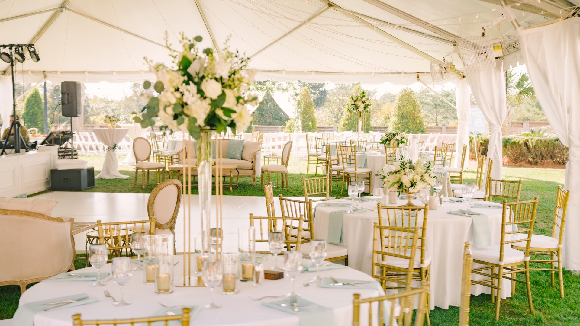 Grand Lawn